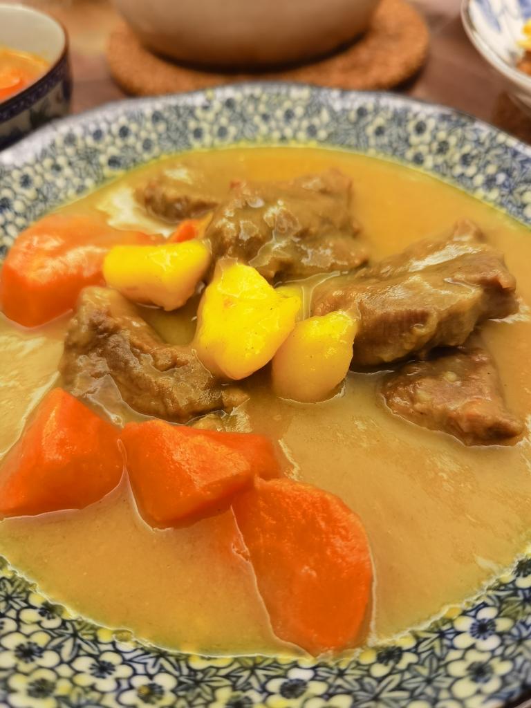 小美～咖喱牛肉