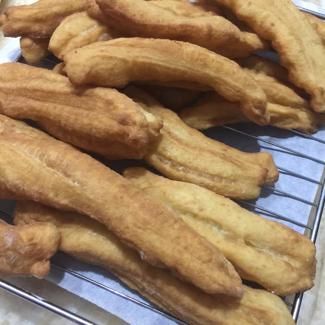 自制蓬松酥脆大油条