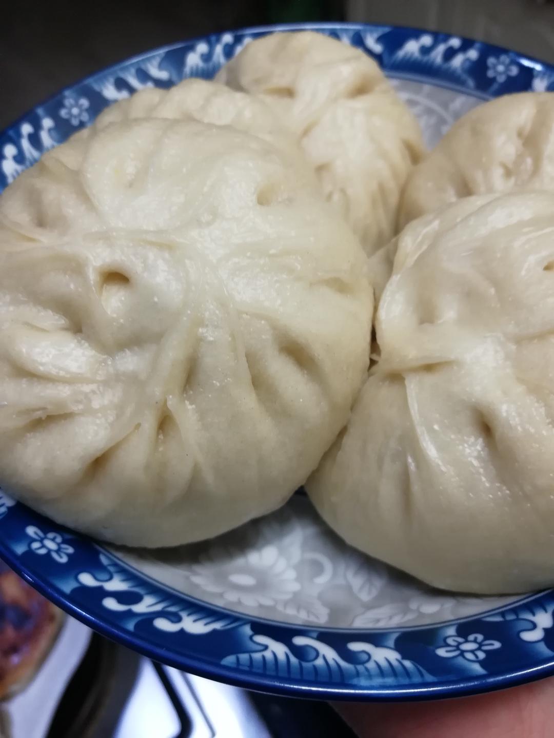 白菜猪肉粉条蒸包的做法