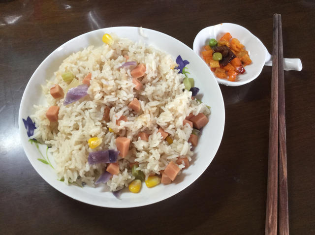 一个人的腊味饭
