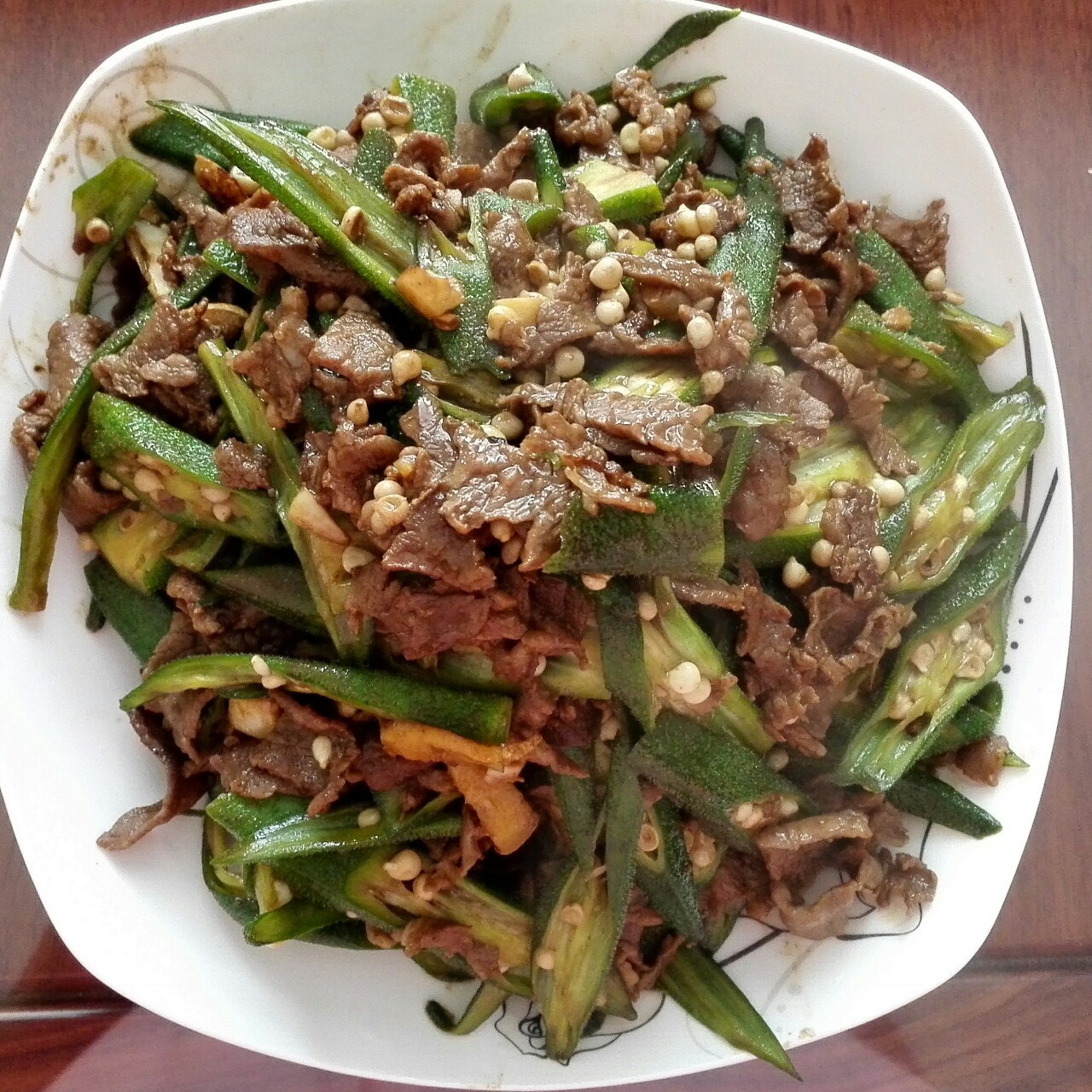 秋葵炒牛肉