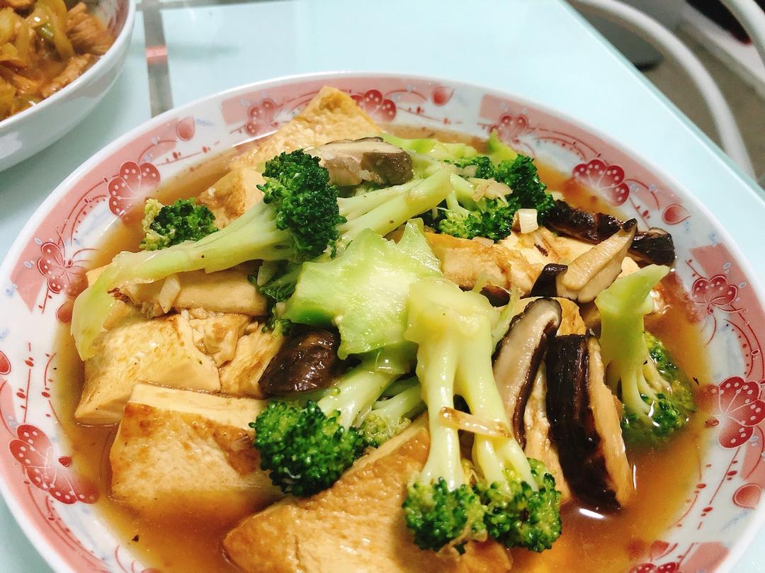 红烧豆腐西兰花