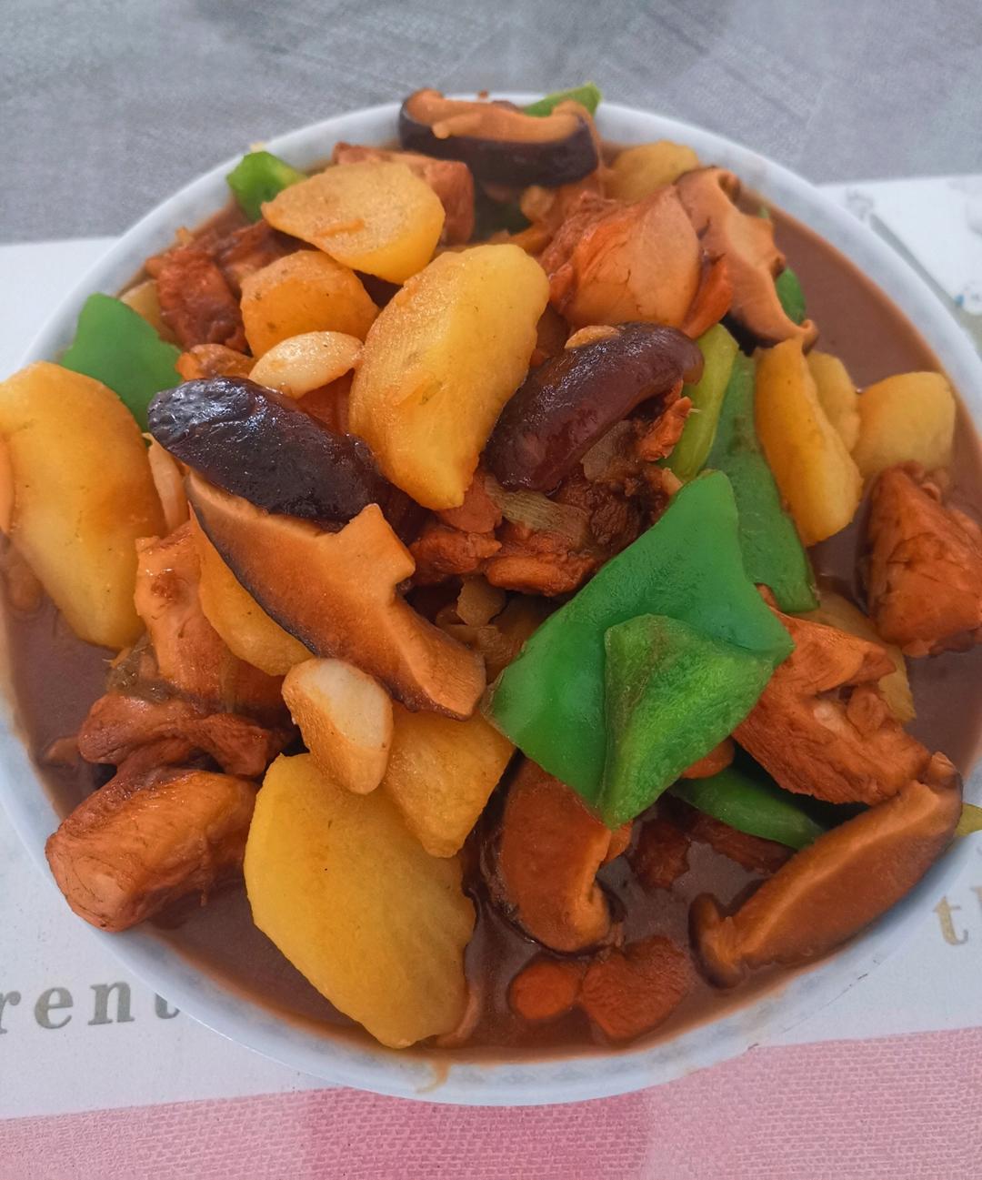 土豆炖鸡腿