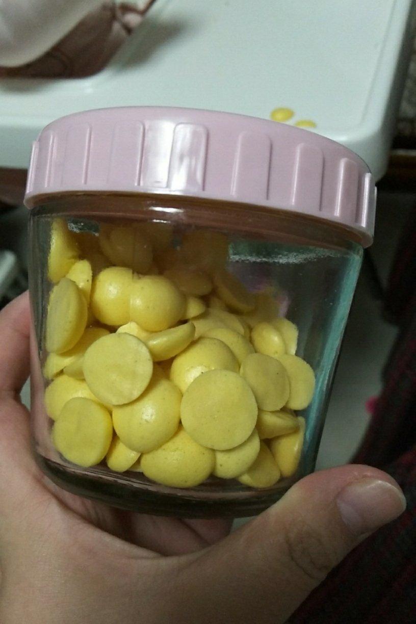 入口即化的无添加蛋黄溶豆