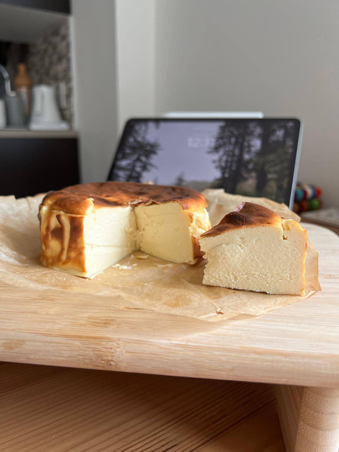 酸奶油巴斯克蛋糕