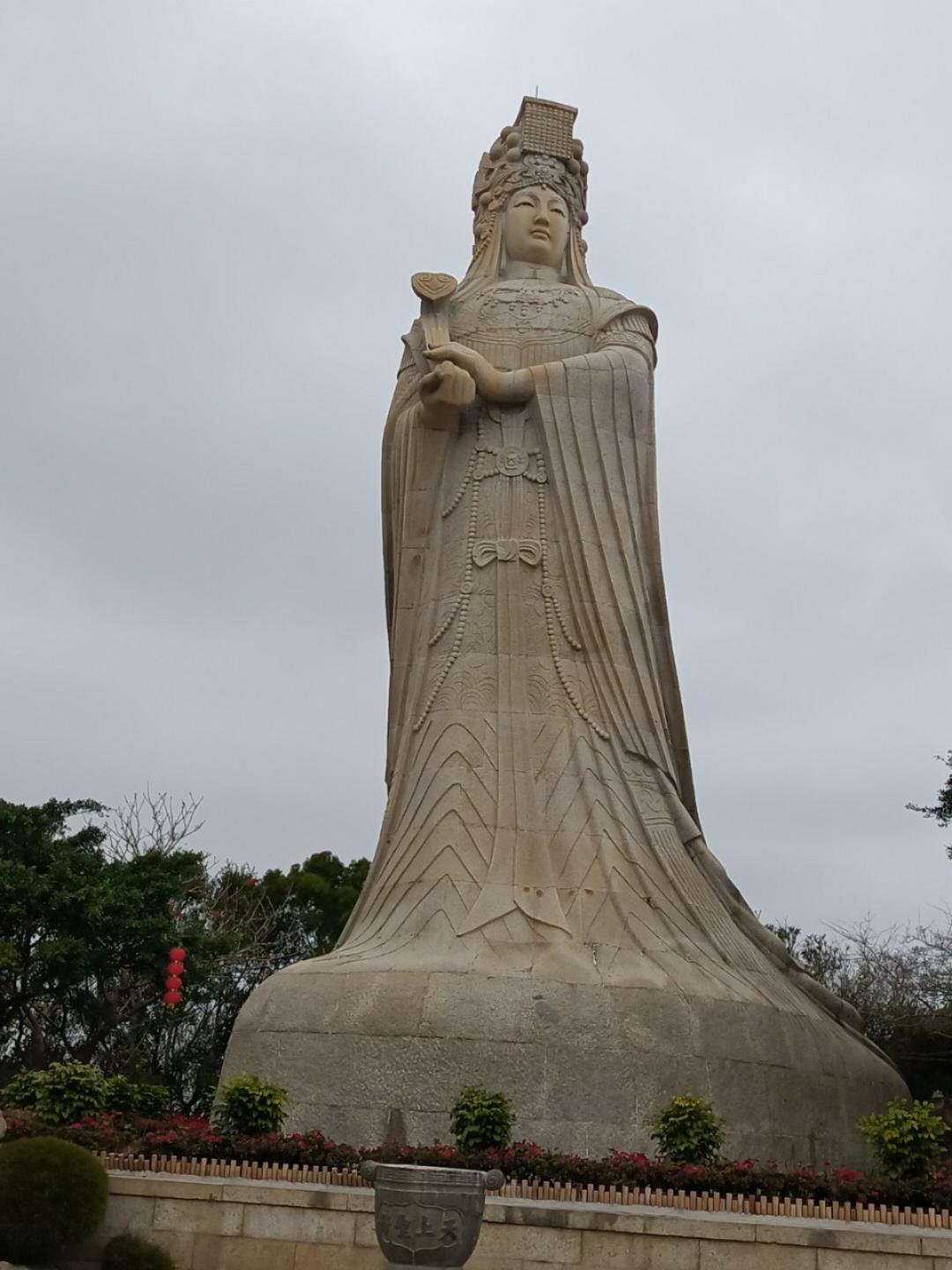 不吃草