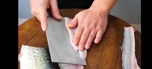 麻辣水煮鱼的做法 步骤3
