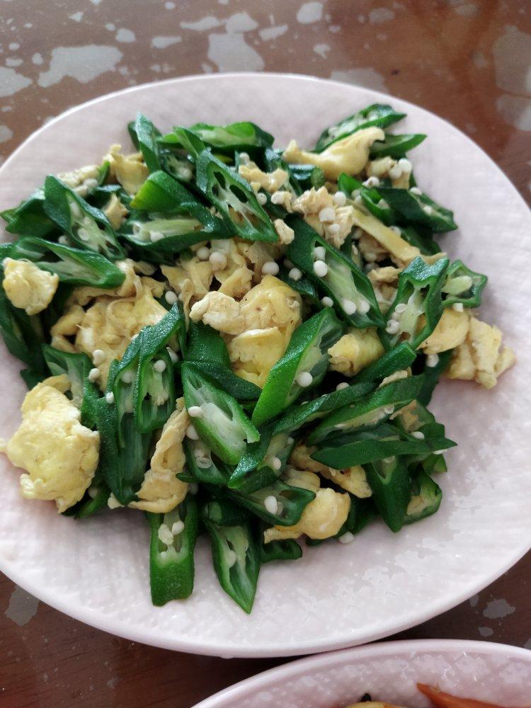 秋葵炒鸡蛋
