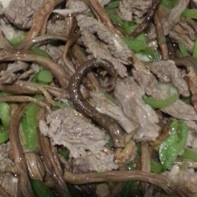 茶树菇炒牛柳