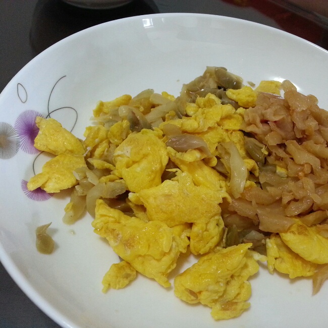 榨菜炒鸡蛋