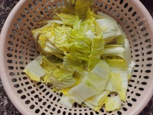 低脂美食~鸡腿炖大白菜的做法 步骤4