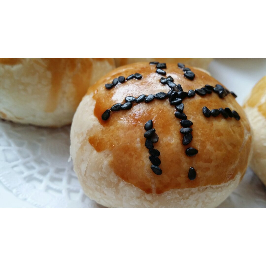 泳式鲜肉榨菜月饼