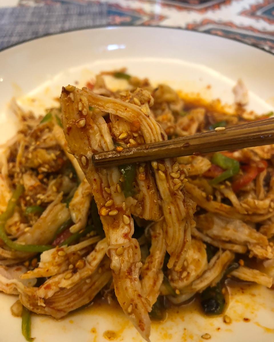 胡huhu00做的凉拌麻辣鸡丝