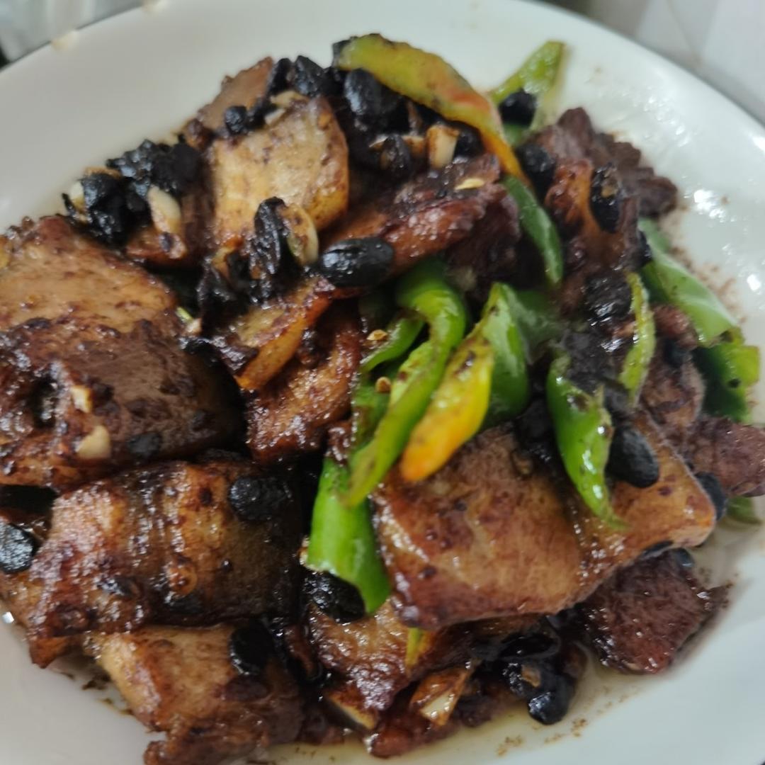 无敌下饭的四川小炒（家庭自制版）｜回锅肉