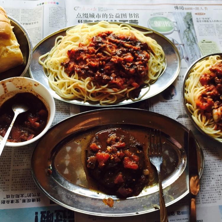 黑椒牛排（配土豆/鸡蛋，意面/蔬菜）