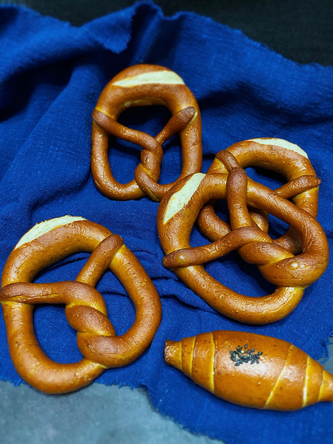 德国碱水面包/普雷节/中国结/绣球/红豆碱水棒/五股辫/六股辫/碱水球