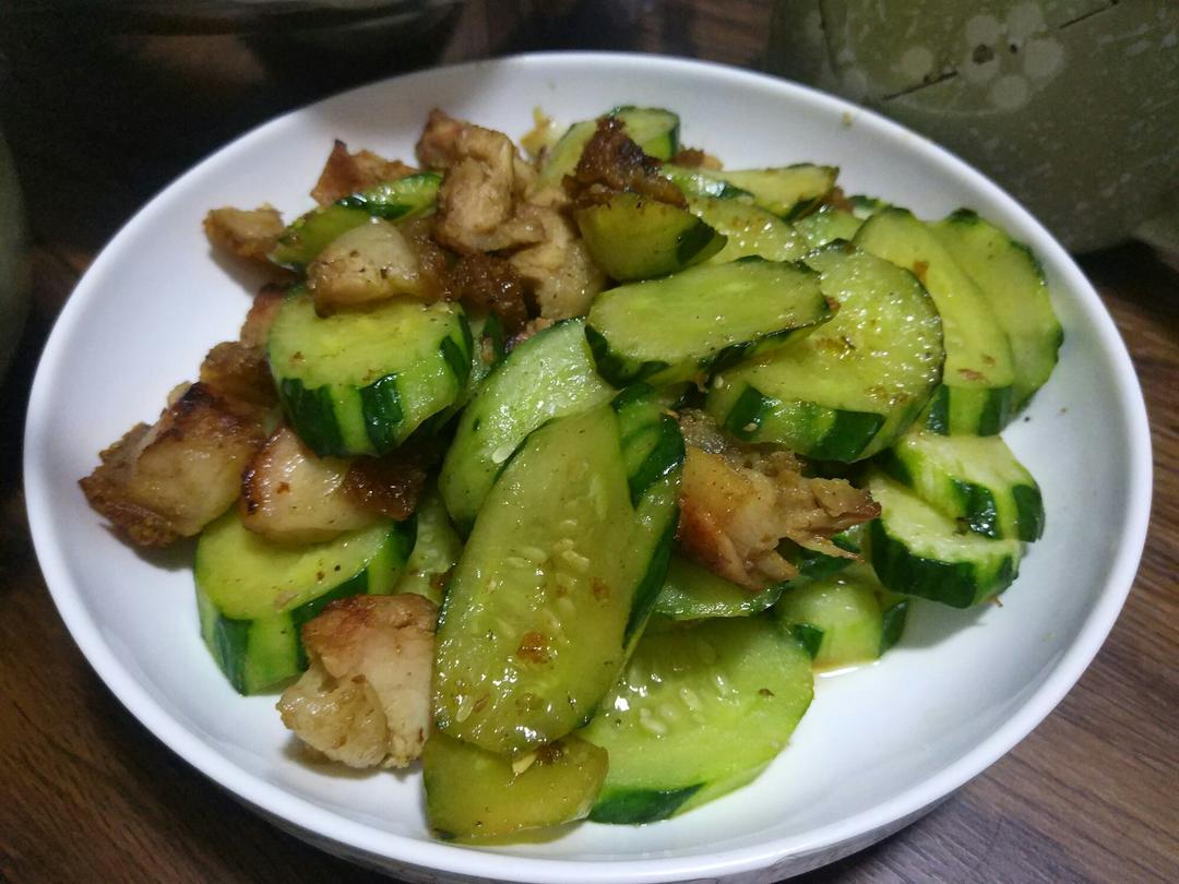 烧肉炒黄瓜