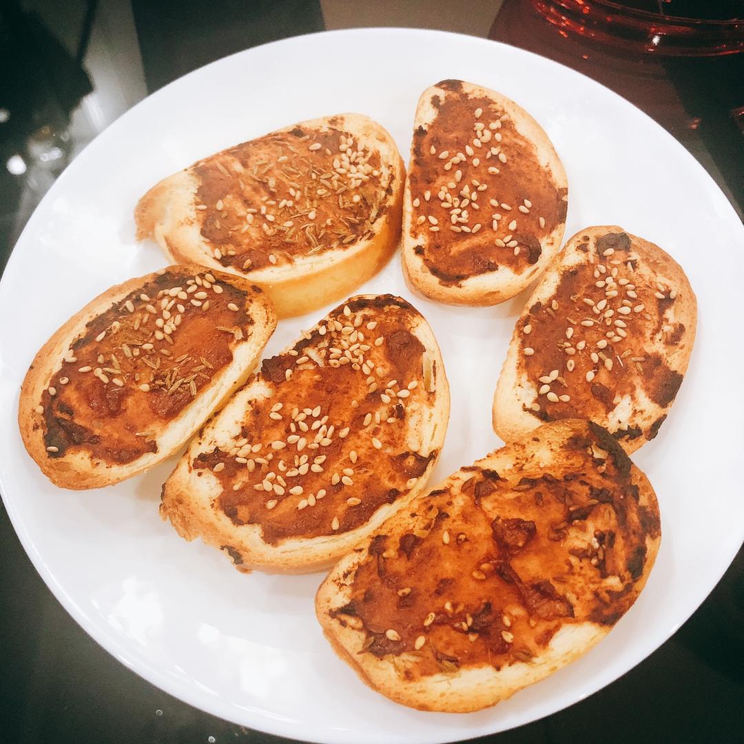 腐乳烤馒头片
