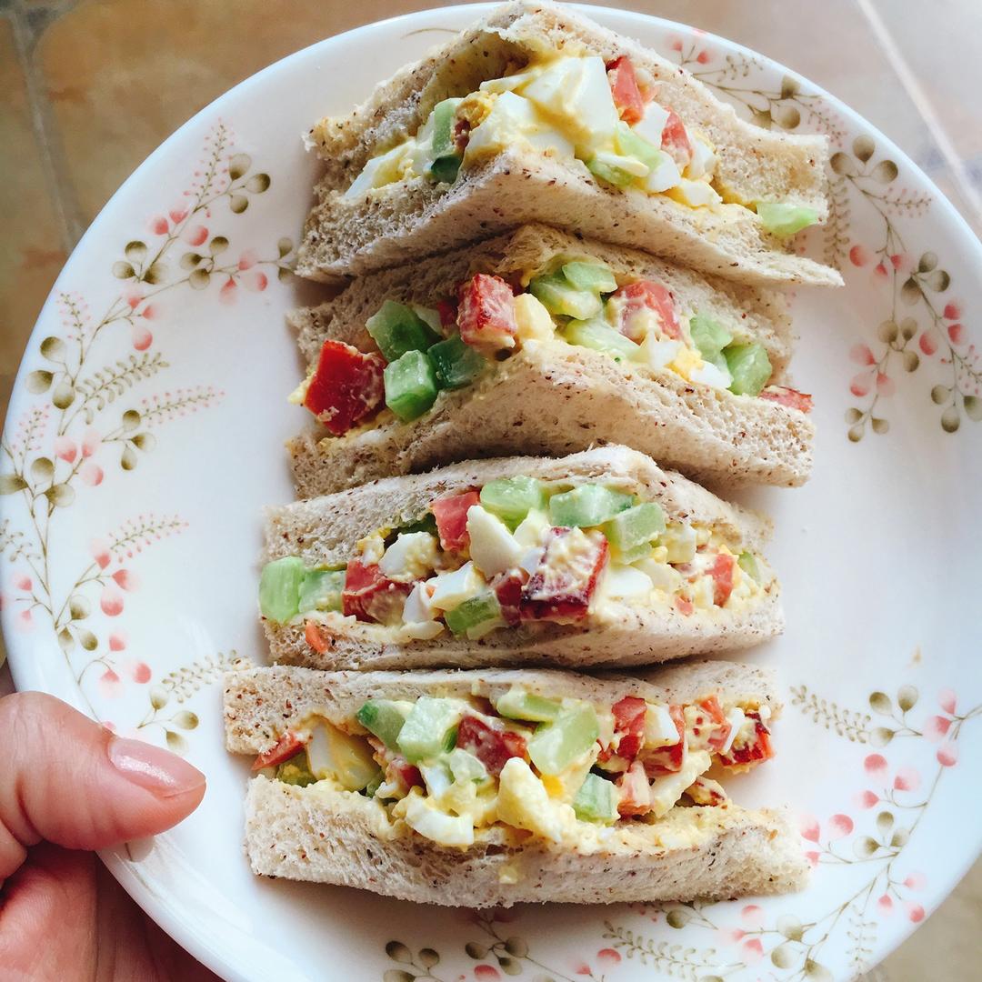 快手美味鸡蛋三明治