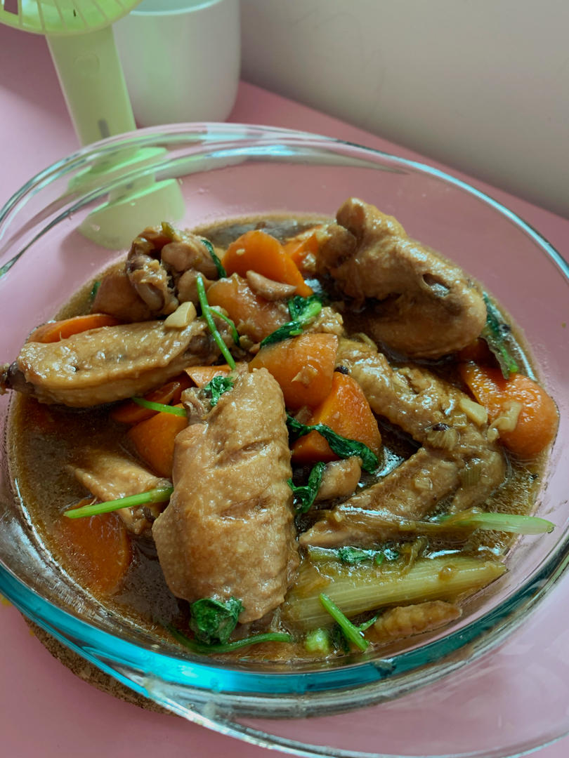 外婆教我的红烧鸡翅·连汤汁都狠好吃！！！