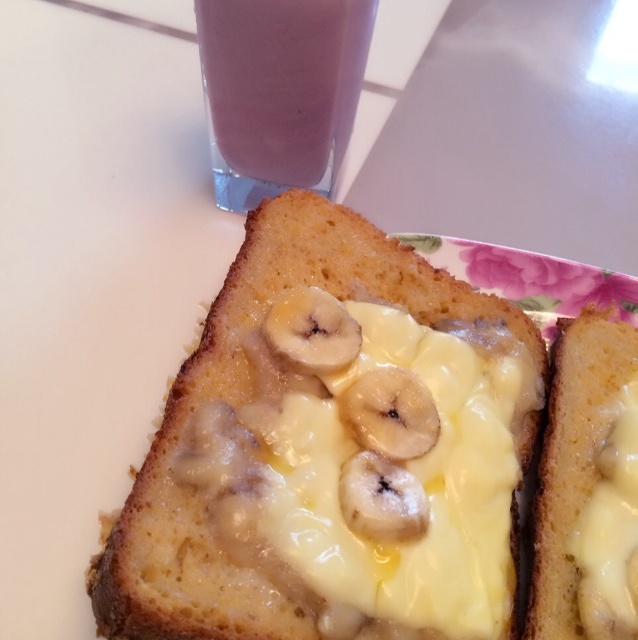 today's breakfast香蕉芝士面包片的做法