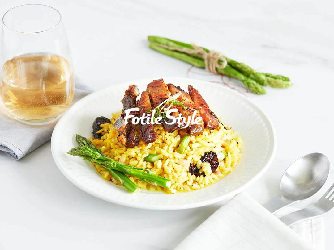 伊比利亚猪排配藏红花烩饭