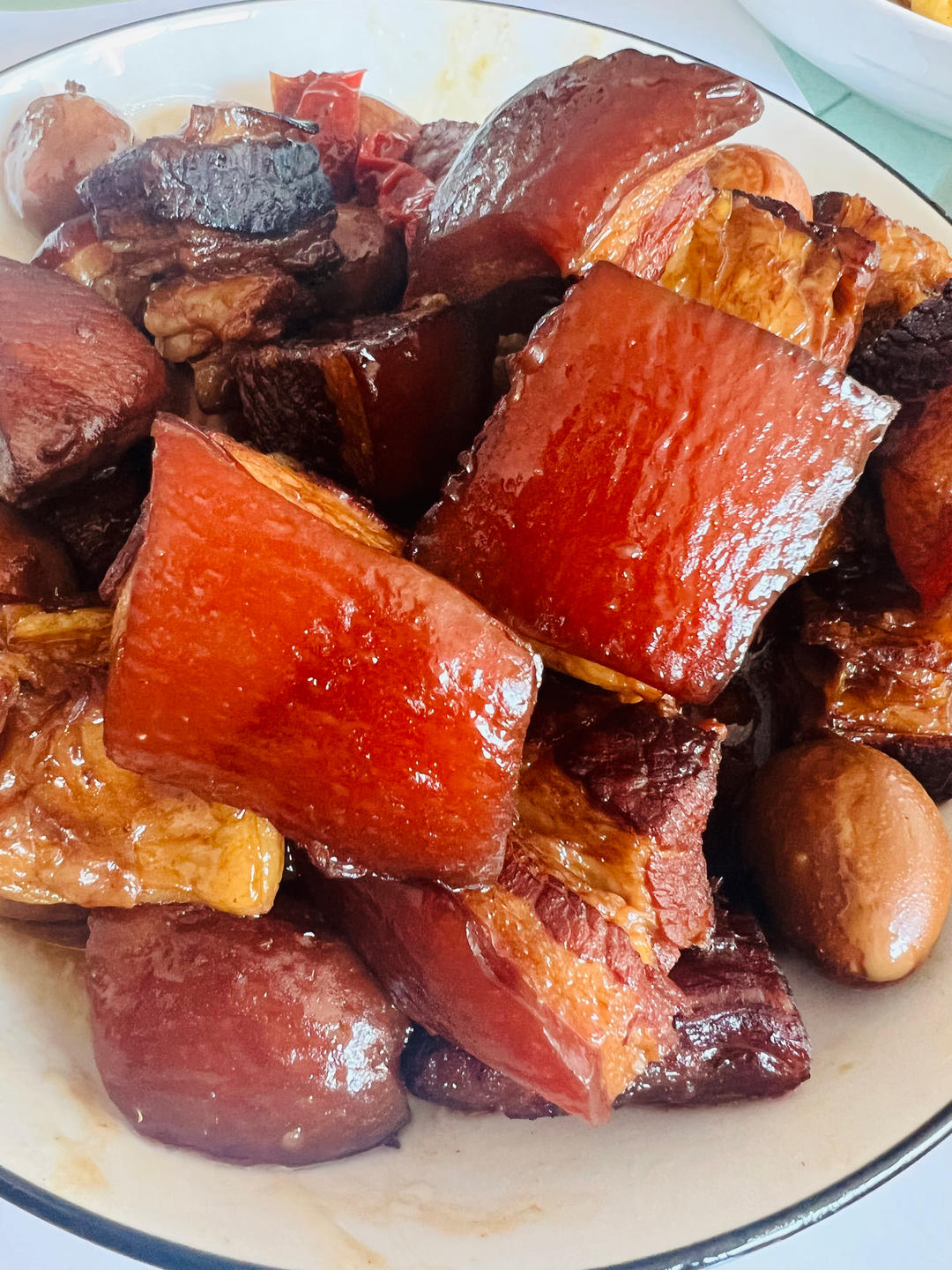 家常版的红烧肉（一点都不腻，软，糯)