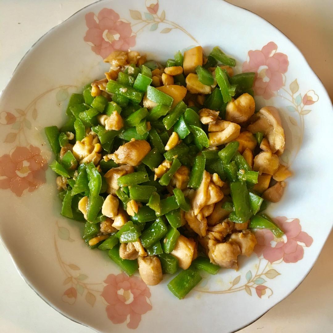 青椒炒鸡腿肉（大厨级别）