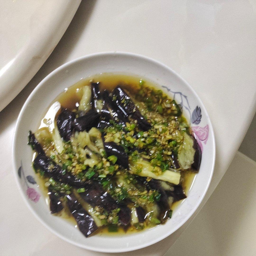凉拌蒜泥茄子(简单版)