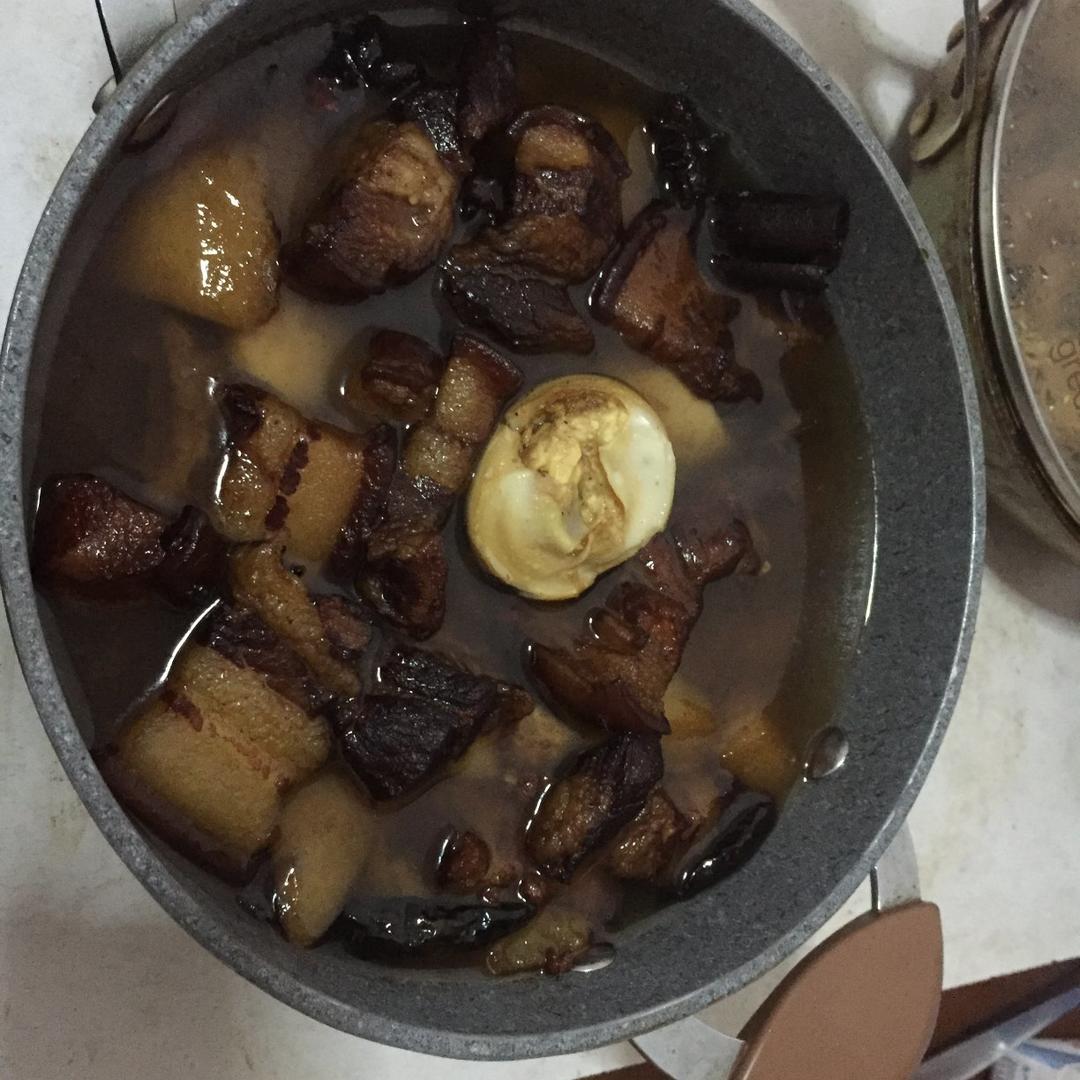 入口即化、肥而不腻，不加一滴水的红烧五花肉