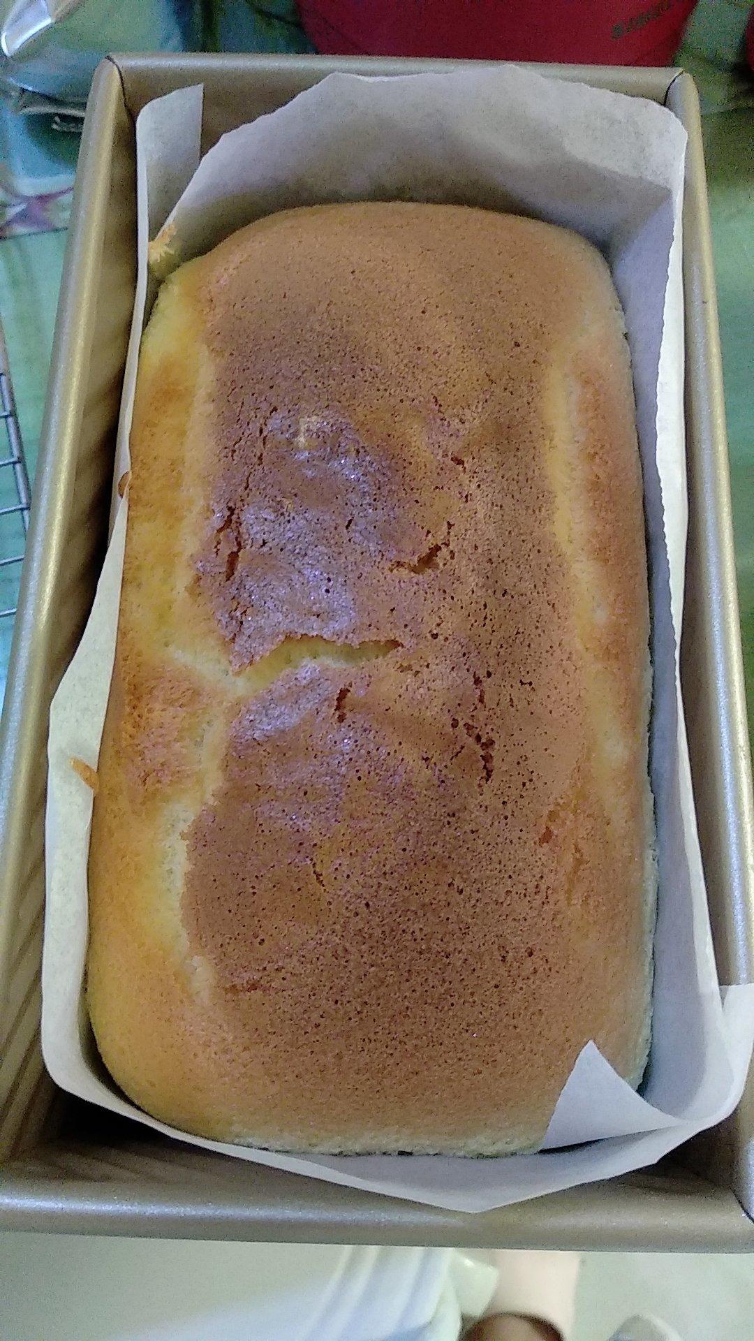 土司盒古早味蛋糕