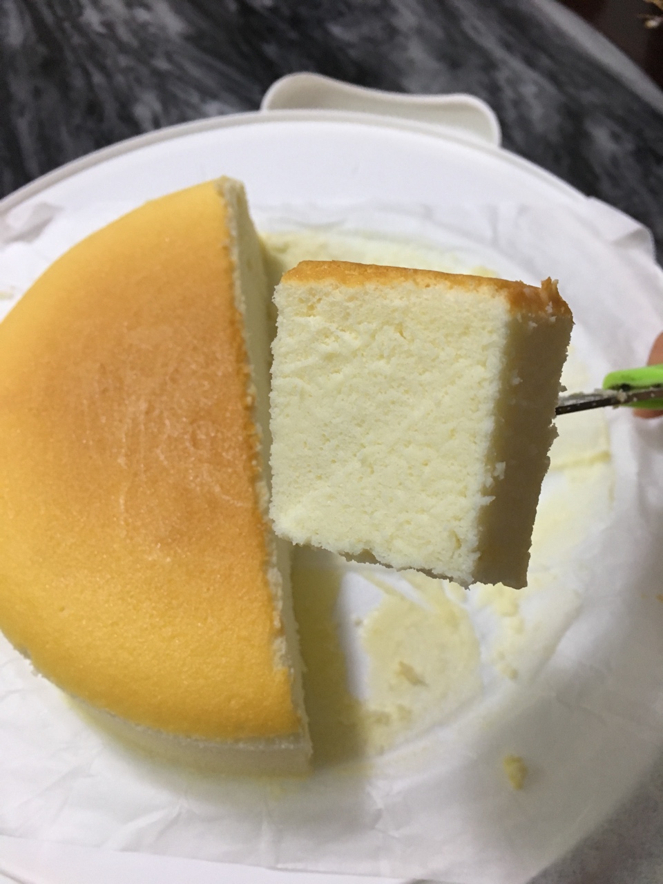 无油酸奶蛋糕---吃出芝士蛋糕D口感和味道，健康之选！