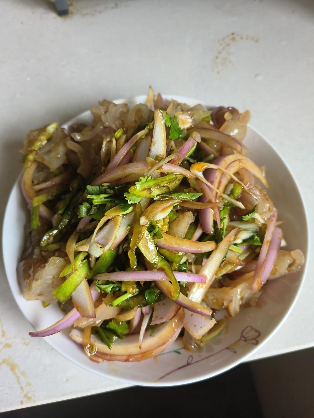 老虎菜拌皮冻的做法
