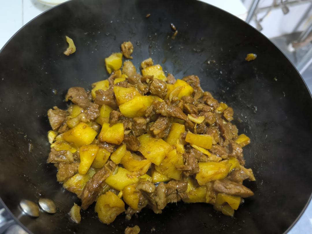 特开胃牛肉炒菠萝