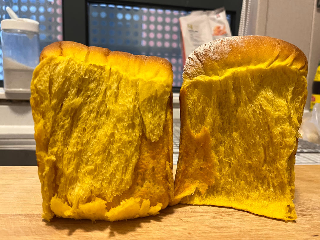 比戚风都软的烫种法南瓜吐司，带馅更好吃！