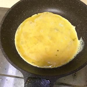 Scrambled eggs 美式炒蛋&英式炒蛋做法的做法 步骤1