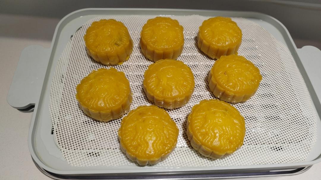 蒸着吃的南瓜月饼