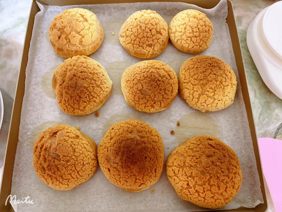 酥皮奶油泡芙--#皮黑森林#