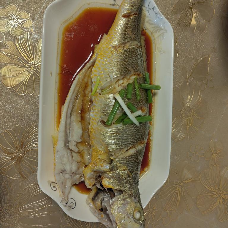 超简单的清蒸黄鱼