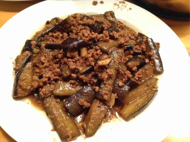 酱香肉末烧茄子