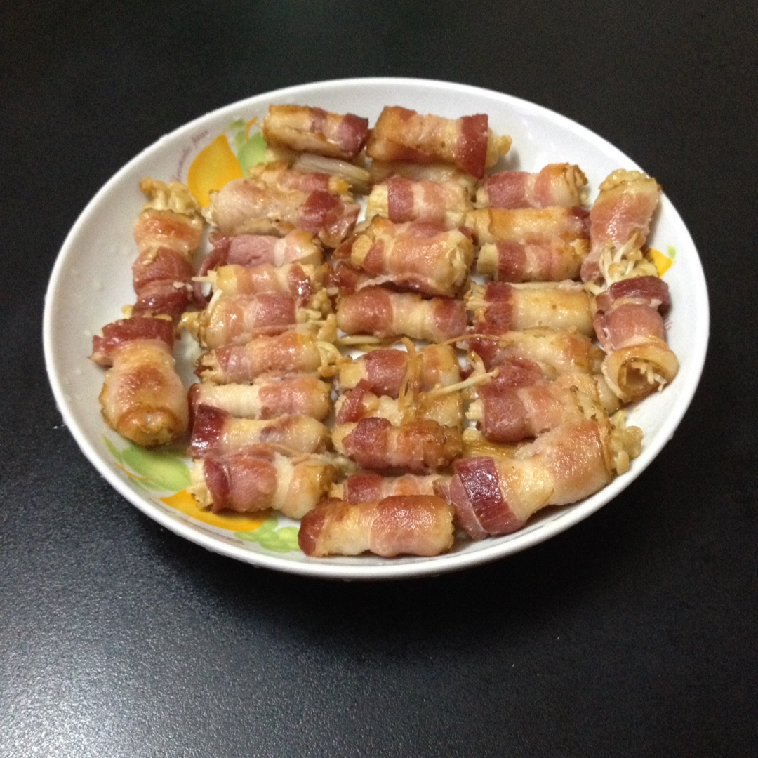 可乐金针菇培根卷