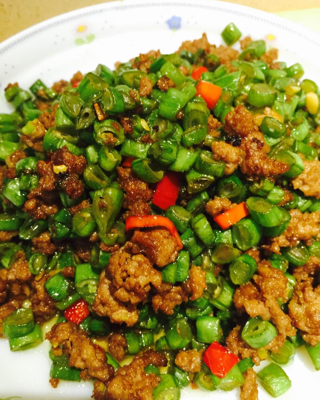 肉沫豆角下饭菜