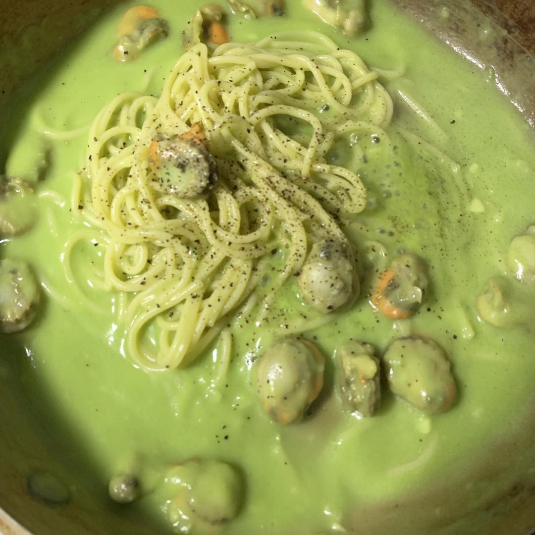 FAN｜低脂低卡好吃不胖的牛油果虾仁意面