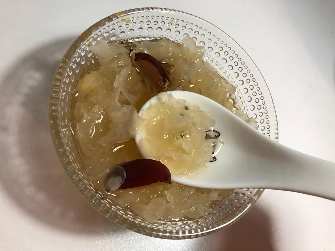 红枣银耳汤