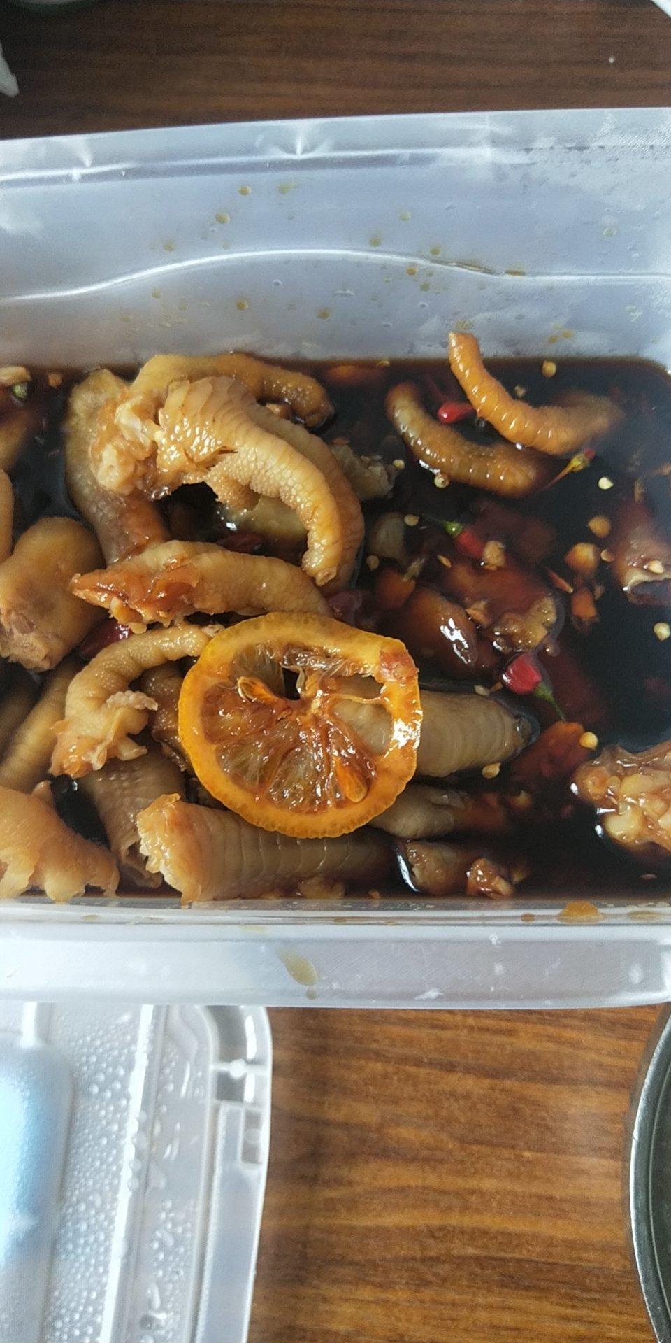 绝对不会后悔的酸辣鸡爪