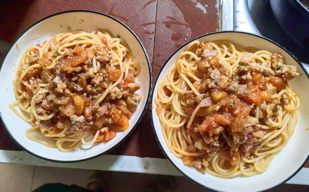 番茄肉酱意大利面