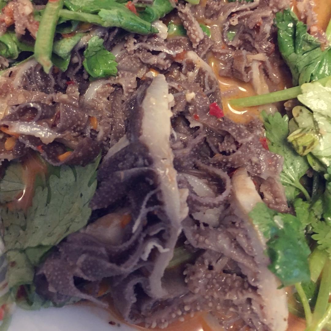 凉拌卤牛肚