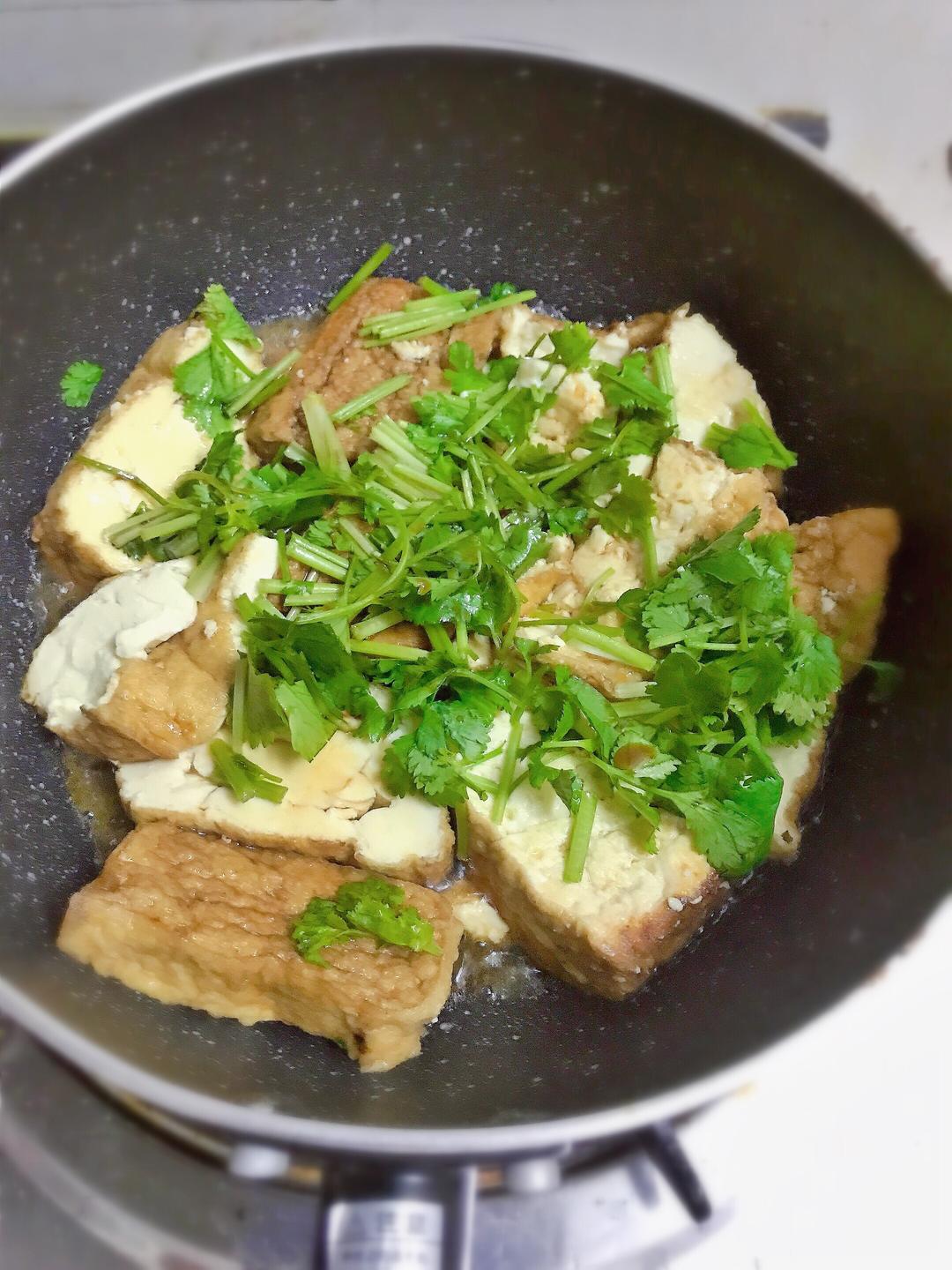 超简单香菜焖豆腐