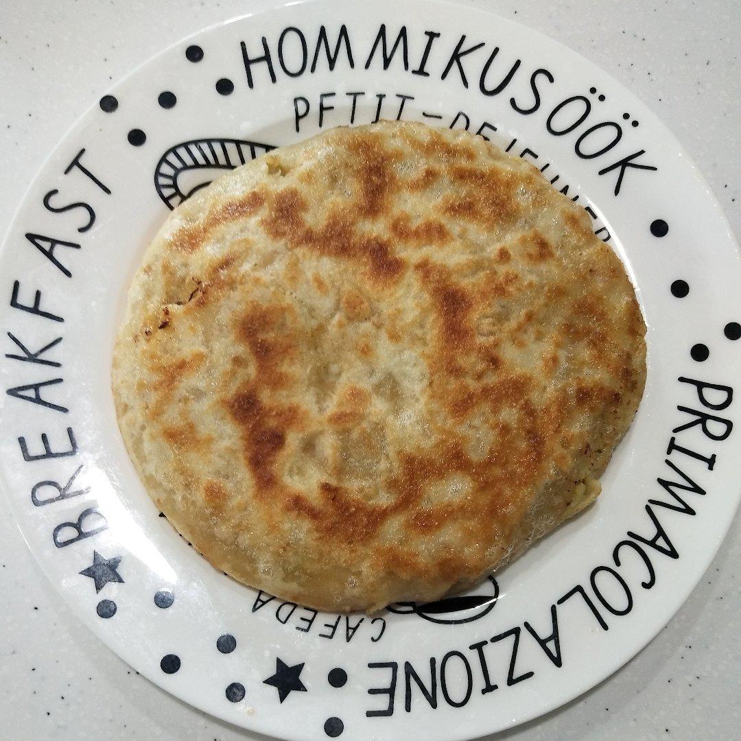 香菇包菜猪肉馅饼