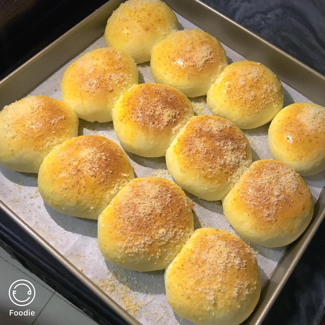 椰蓉奶香小餐包